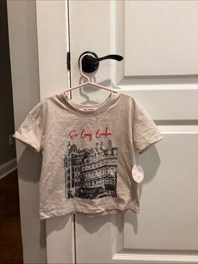 Kids' Beige girls Graphic Tee with Red Script